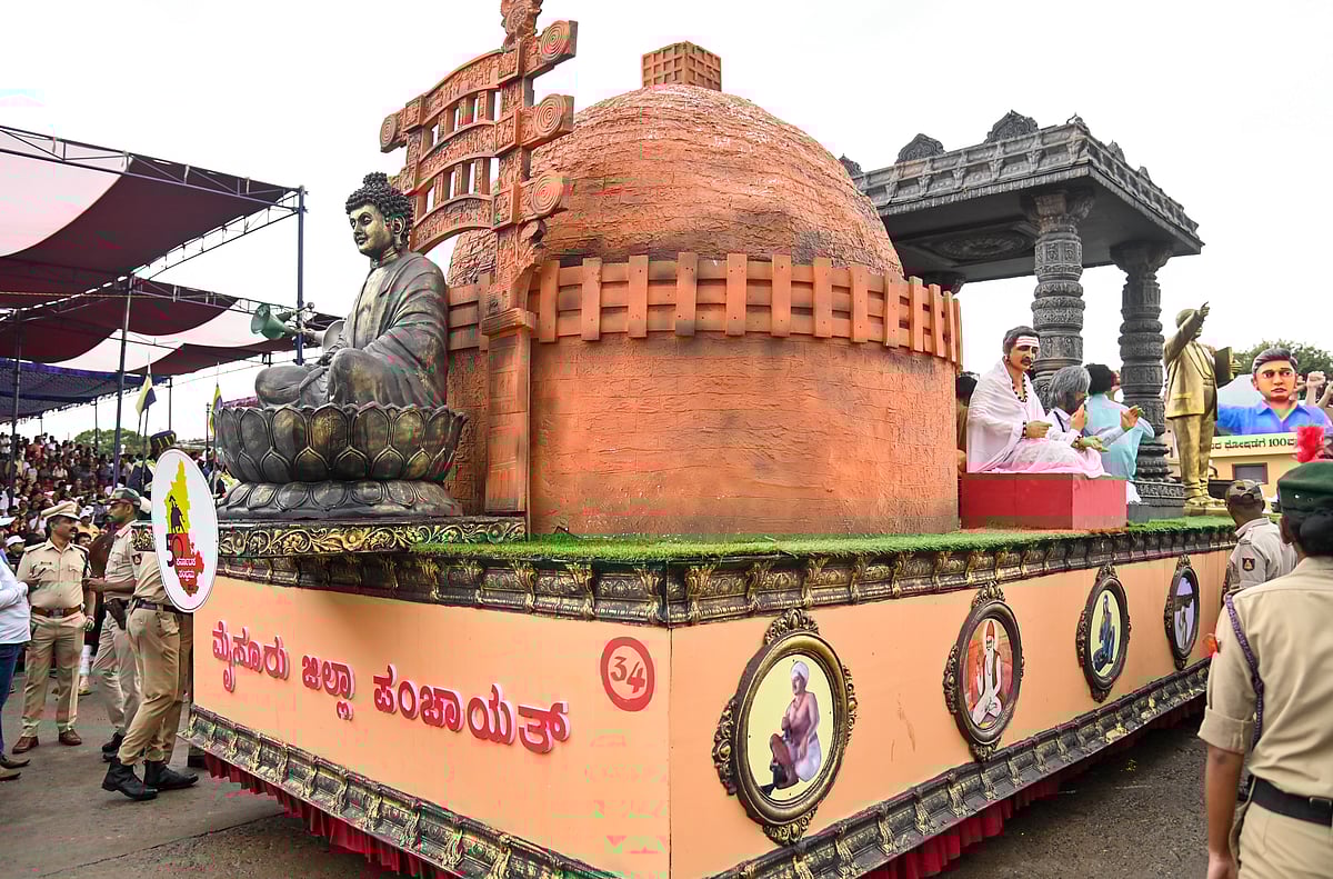 Mysuru Dasara | ಸ್ತಬ್ಧಚಿತ್ರ: ಕರುನಾಡ ವೈಭವದ ಅನಾವರಣ