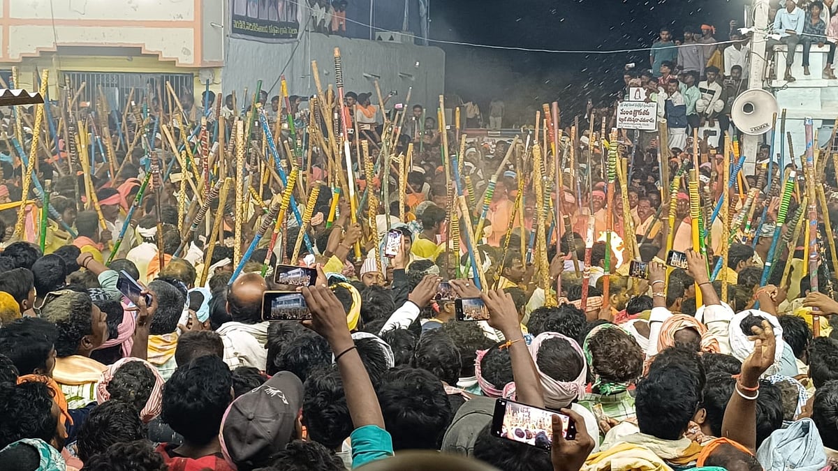 ದೇಶಕ್ಕೆ ಮಲ್ಲಿಗೆ ಹೂ ಒಗದಾಳ: ಮಳಮಲ್ಲೇಶ್ವರ ಸ್ವಾಮಿ ಕಾರ್ಣಿಕ 