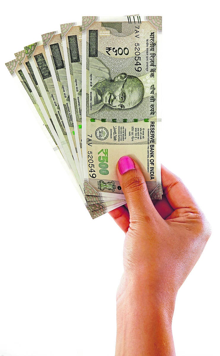 ‘ಸ್ಪೀಡೊ ಮೀಟರ್‌’ನಂತೆ ಮೇಲೇರುವ ಬಡ್ಡಿ