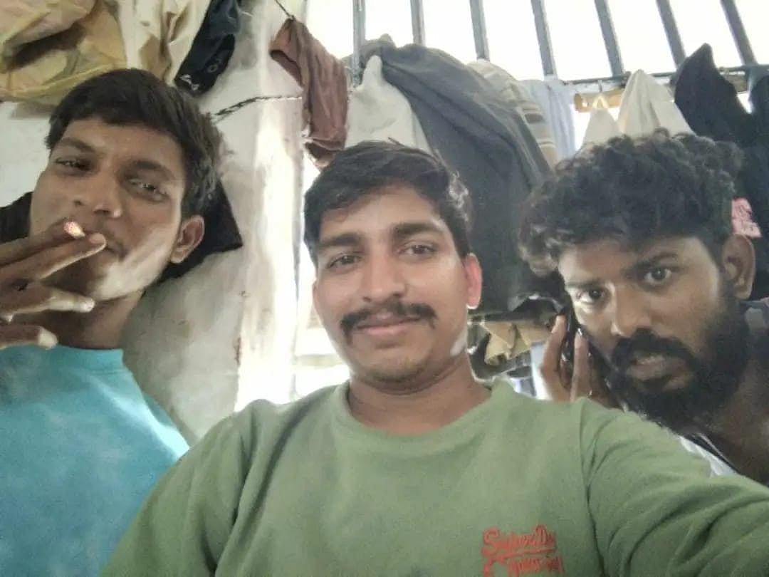 ಕಲಬುರಗಿ ಜೈಲಿನಲ್ಲಿ ಕೈದಿಗಳಿಂದ ವಿಡಿಯೊ ಕಾಲ್: ಫೋಟೊ, ವಿಡಿಯೊ ಬಹಿರಂಗ