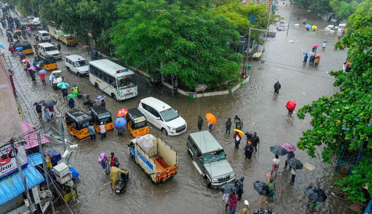 ಭಾರಿ ಮಳೆ | ಬೆಂಗಳೂರು-ಚೆನ್ನೈ ಹಲವು ರೈಲುಗಳು ರದ್ದು: ಇಲ್ಲಿದೆ ಸಂಪೂರ್ಣ ಮಾಹಿತಿ