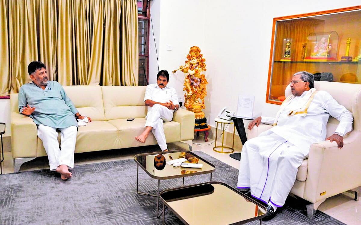 ಉಪಚುನಾವಣೆ | 2 ದಿನದಲ್ಲಿ ಆಕಾಂಕ್ಷಿಗಳ ಪಟ್ಟಿ ಕಳುಹಿಸಿ: KC ವೇಣುಗೋಪಾಲ್ ಸೂಚನೆ