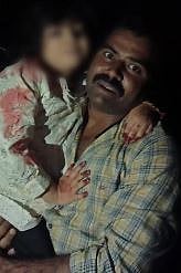 ಚಲಿಸುವ ರೈಲಿನಿಂದ ಬಿದ್ದ ಬಾಲಕಿ: ರಾತ್ರಿ 16 ಕಿ.ಮೀ ನಡೆದು ಹುಡುಕಿದ ಪೊಲೀಸ್!