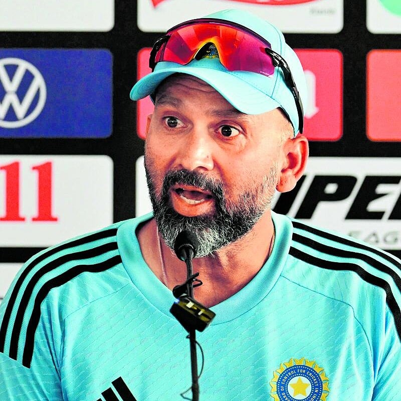 ಮುಂಬೈ ಇಂಡಿಯನ್ಸ್ ತಂಡಕ್ಕೆ ಬೌಲಿಂಗ್ ಕೋಚ್ ಆಗಿ ಮರಳಿದ ಮಾಂಬ್ರೆ