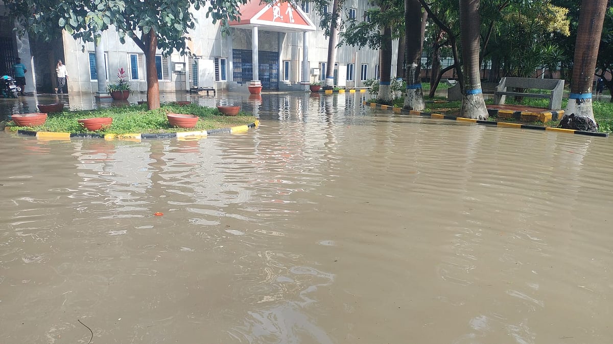 ನೆಟ್‌ಬಾಲ್ ಚಾಂಪಿಯನ್‌ಷಿಪ್‌: ಕೋರಮಂಗಲ ಕ್ರೀಡಾಂಗಣದ ಆವರಣಕ್ಕೆ ನುಗ್ಗಿದ ಮಳೆ ನೀರು