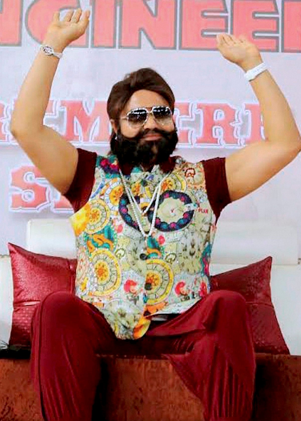 ಧರ್ಮಗ್ರಂಥಕ್ಕೆ ಅಪಚಾರ: ಗುರ್ಮೀತ್ ವಿಚಾರಣೆಗೆ ಪಂಜಾಬ್ ಸರ್ಕಾರ ಅಸ್ತು