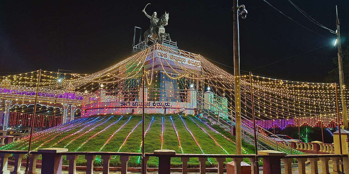 ಬೆಳಗಾವಿ | ಕಿತ್ತೂರಿಗೆ ಬಂತು ದಿಬ್ಬಣದ ಸಡಗರ; ಮಕ್ಕಳಿಗೂ ಉತ್ಸವದ ಸಿಹಿ