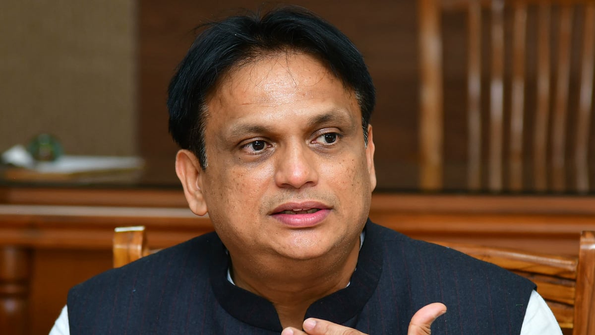 ಕೆಕೆಆರ್‌ಡಿಬಿ ಅನುದಾನ ಹಂಚಿಕೆಯಲ್ಲಿ ತಾರತಮ್ಯ ಮಾಡಿಲ್ಲ: ಅಜಯ್ ಸಿಂಗ್ 