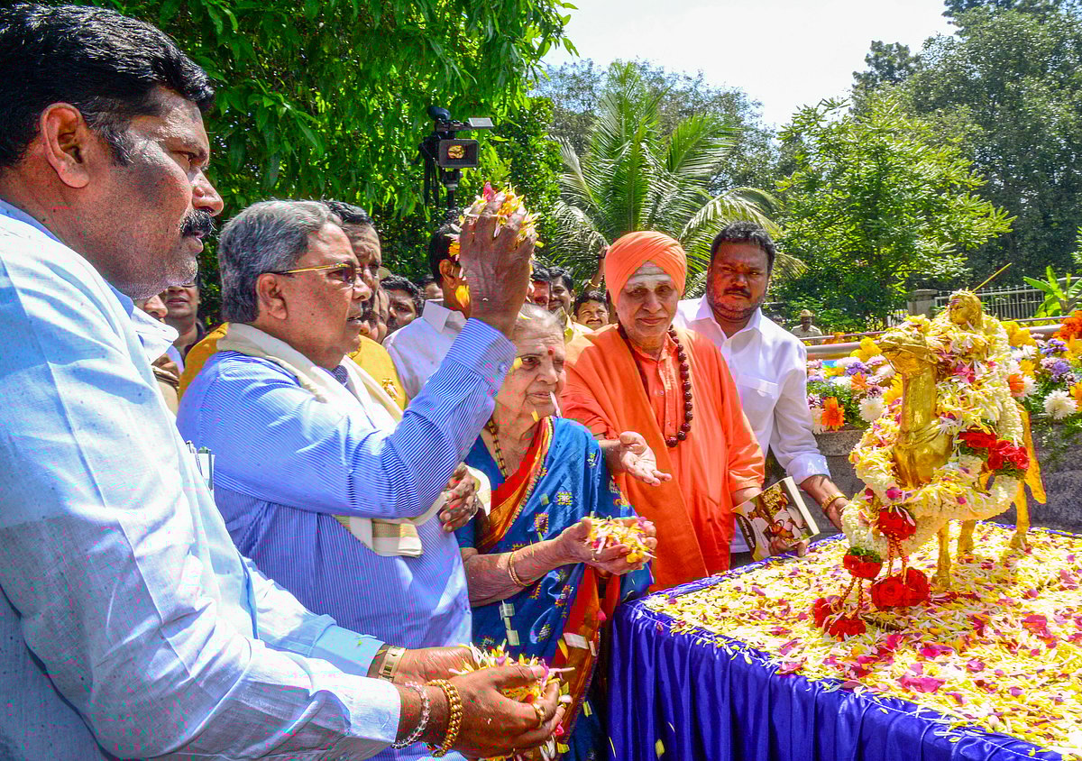 ಯುವ ಪೀಳಿಗೆಗೆ ಚನ್ನಮ್ಮನ ಇತಿಹಾಸದ ಅರಿವು: ಶಿವರಾಜ ತಂಗಡಗಿ