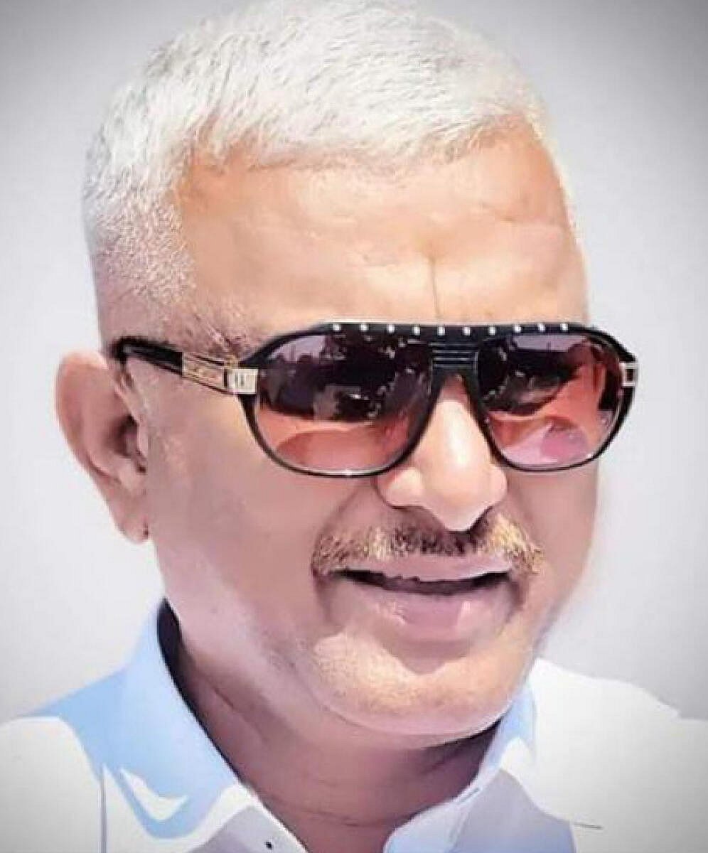 Shiggaon By Election | ಕಾಂಗ್ರೆಸ್‌ನಲ್ಲೂ ಬಂಡಾಯದ ಬಿಸಿ: ಸಭೆ ಕರೆದ ಮಾಜಿ ಶಾಸಕ