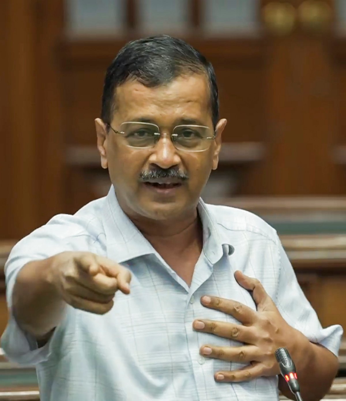 CM ಬಂಗಲೆಯಲ್ಲಿ ದುಬಾರಿ ವಸ್ತು ಬಳಕೆ: ಕೇಜ್ರಿವಾಲ್‌ ವಿರುದ್ಧ ಬಿಜೆಪಿ ಪ್ರತಿಭಟನೆ 