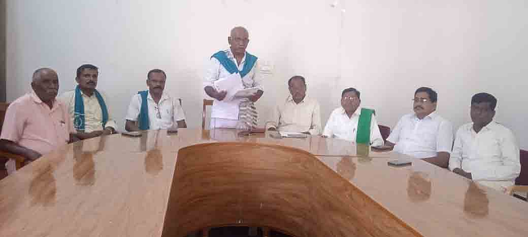 ಹೊಸದುರ್ಗ ತಾಲ್ಲೂಕಿನ ರೈತರಿಗೆ ಪುನರ್ವಸತಿ ಕಲ್ಪಿಸಿ:  ಕಸವನಹಳ್ಳಿ ರಮೇಶ್