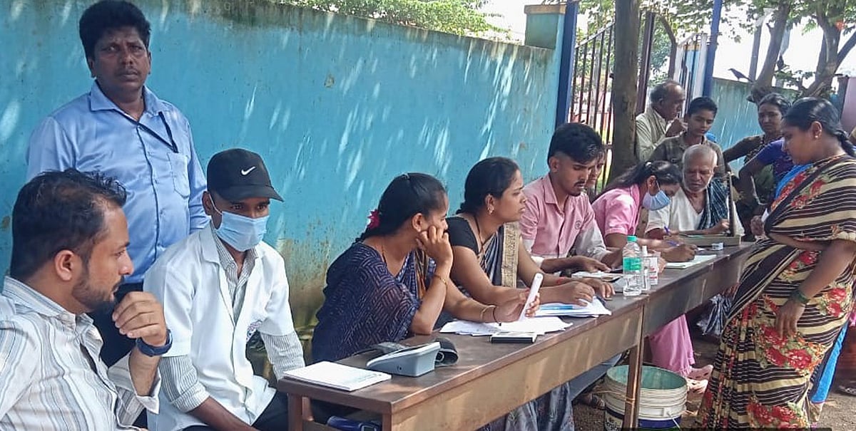 ದಶರಥಕೊಪ್ಪ: 196 ಮಂದಿ ಆರೋಗ್ಯ ತಪಾಸಣೆ