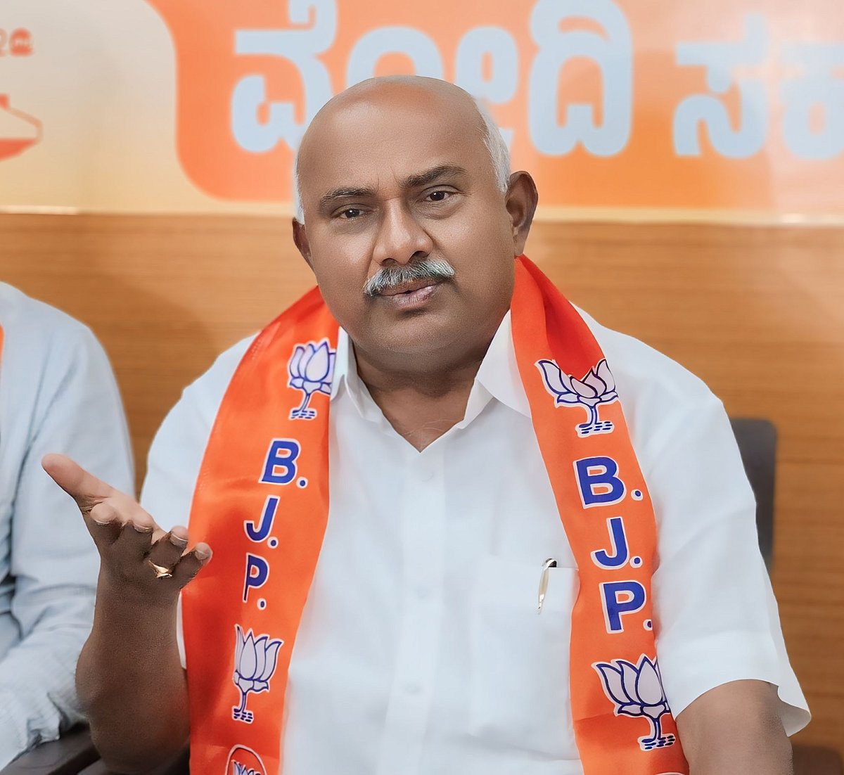 ಮುಡಾ ಹಗರಣದ ತನಿಖೆ: ಸಿಬಿಐಗೆ ವಹಿಸಿ; ಎ.ಎಚ್. ವಿಶ್ವನಾಥ್