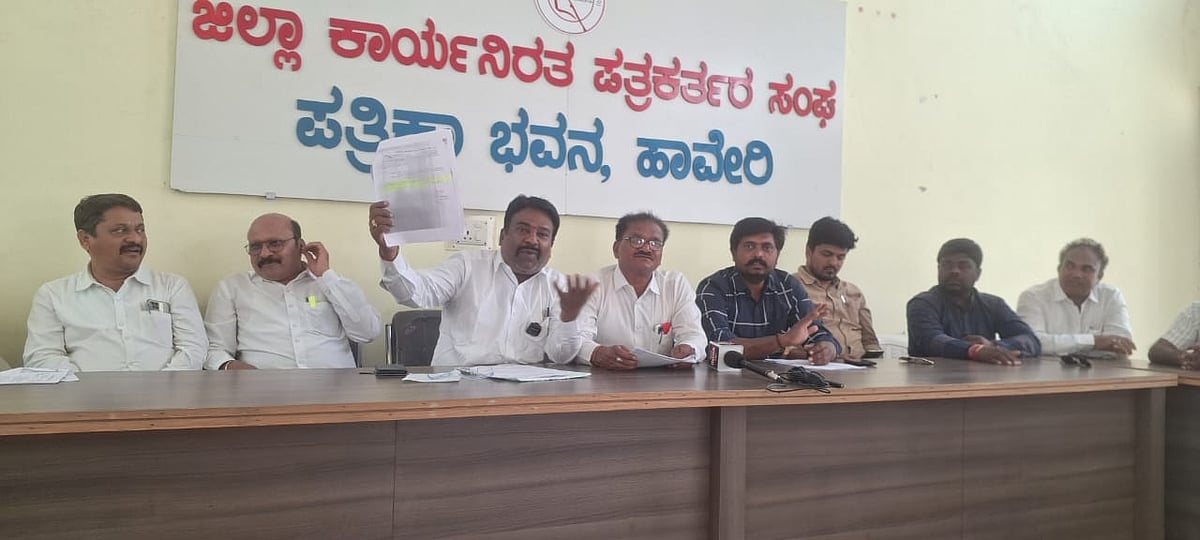 ಖಬರ್‌ಸ್ತಾನದಲ್ಲಿ ವಾಣಿಜ್ಯ ಮಳಿಗೆ: ನೋಟಿಸ್ ನೀಡಿಲ್ಲ; ಇರ್ಫಾನ್‌ ಖಾನ್