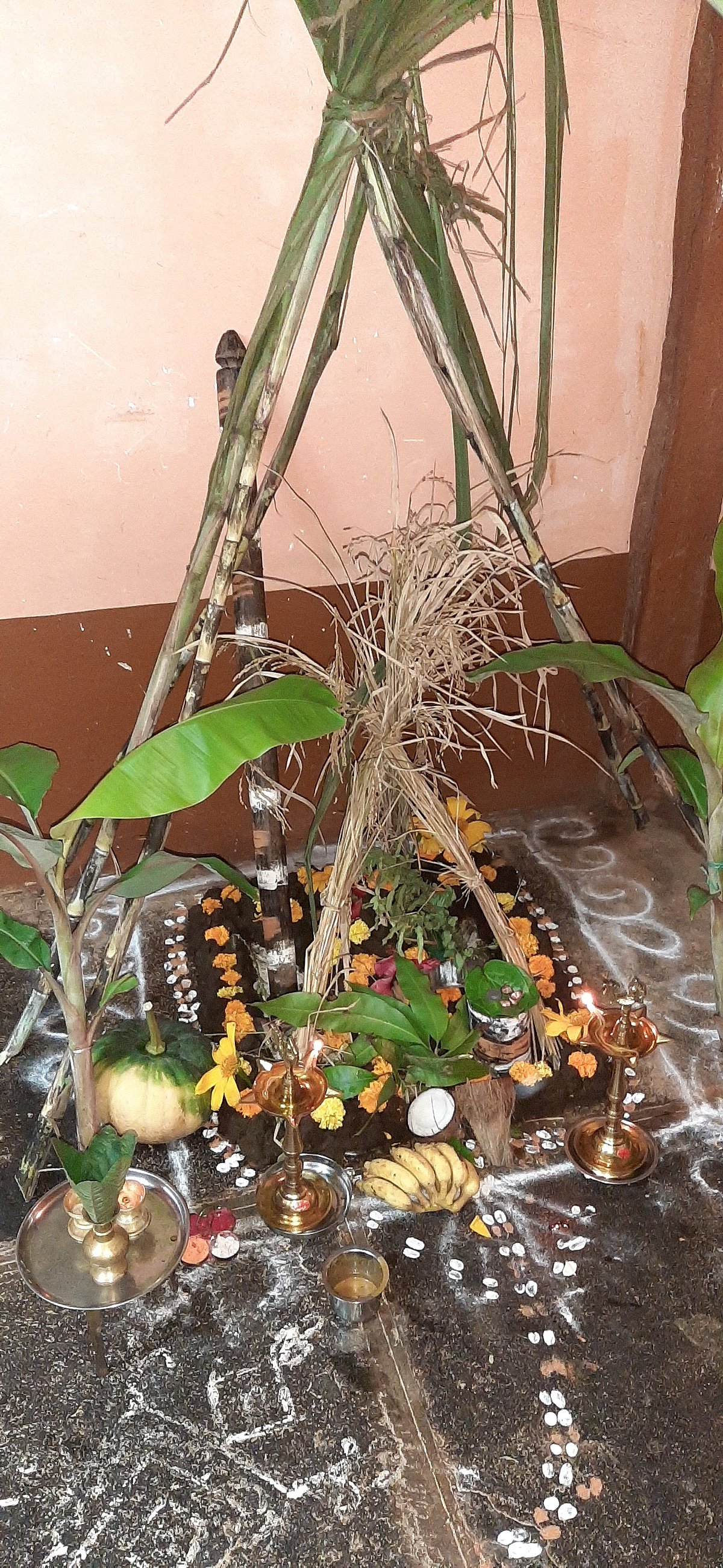 ಶಿಗ್ಗಾವಿ: ಪಾಂಡವರ ಮೂರ್ತಿಗಳಿಗೆ ವಿಶೇಷ ಪೂಜೆ, ಪ್ರಾರ್ಥನೆ
