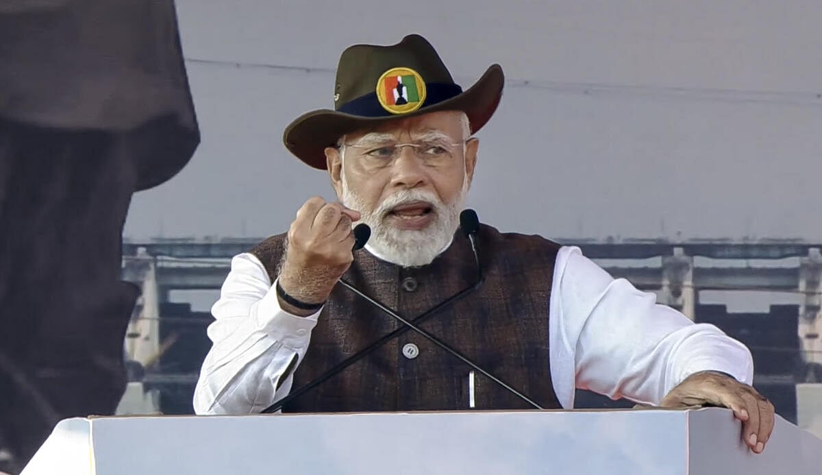 ಕಾಡಲ್ಲಿ ನಕ್ಸಲಿಸಂ ಕೊನೆಯಾಗುತ್ತಿದೆ, ನಗರ ನಕ್ಸಲರು ತಲೆ ಎತ್ತುತ್ತಿದ್ದಾರೆ: ಮೋದಿ