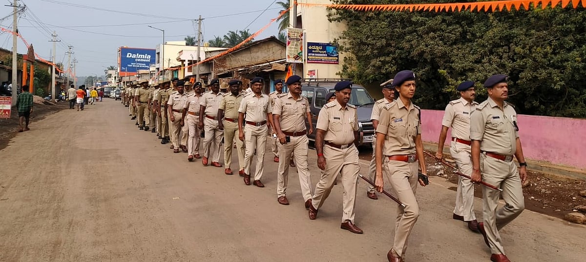 ಚನ್ನಮ್ಮನ ಕಿತ್ತೂರು | ಪೊಲೀಸರಿಂದ ಏಕತಾ ನಡಿಗೆ