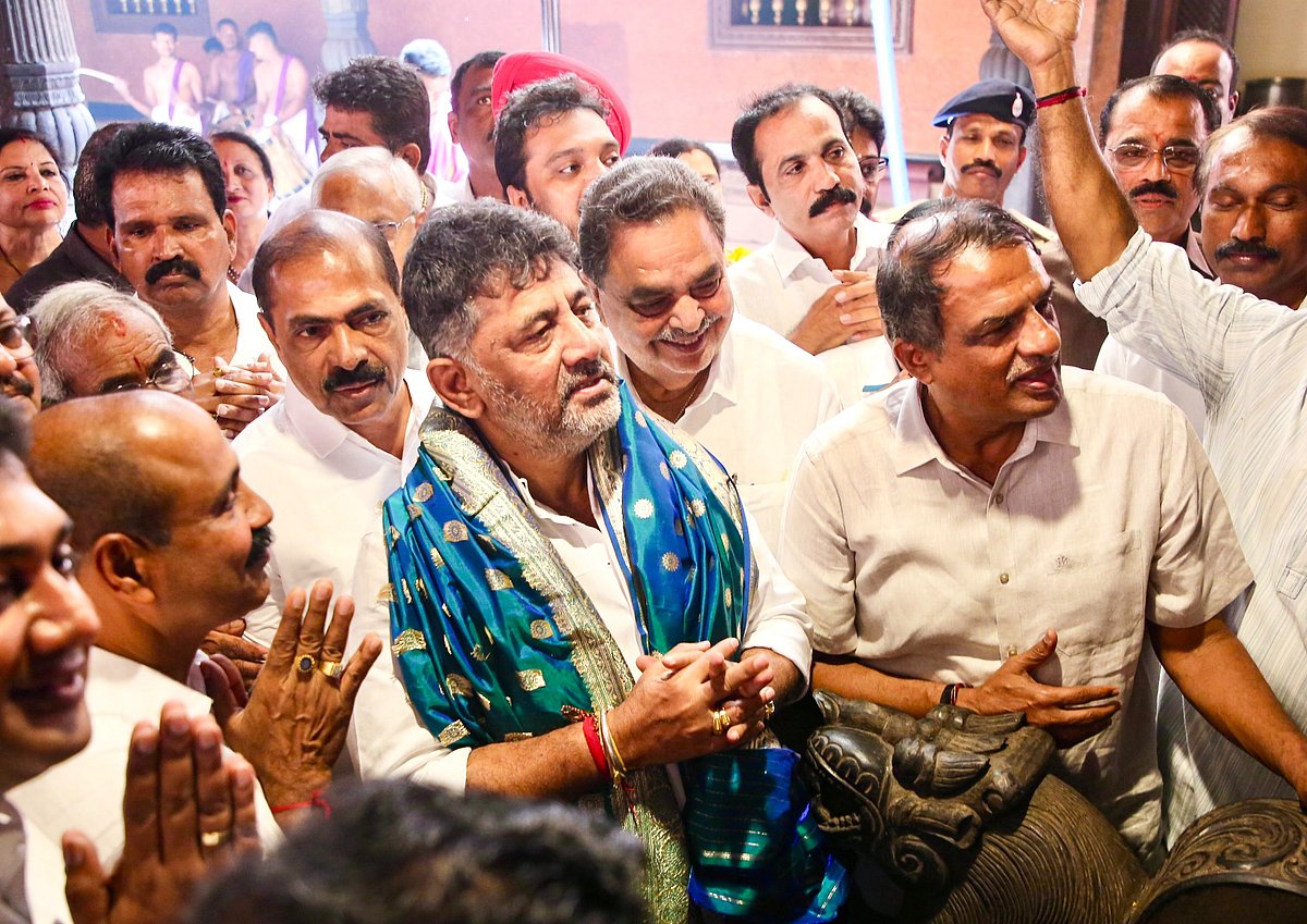 ಕುಮಾರಸ್ವಾಮಿಗೆ ಕಣ್ಣೀರು ಬರುವುದು ಚುನಾವಣೆ ಇದ್ದಾಗ ಮಾತ್ರ: ಡಿ.ಕೆ. ಶಿವಕುಮಾರ್ 