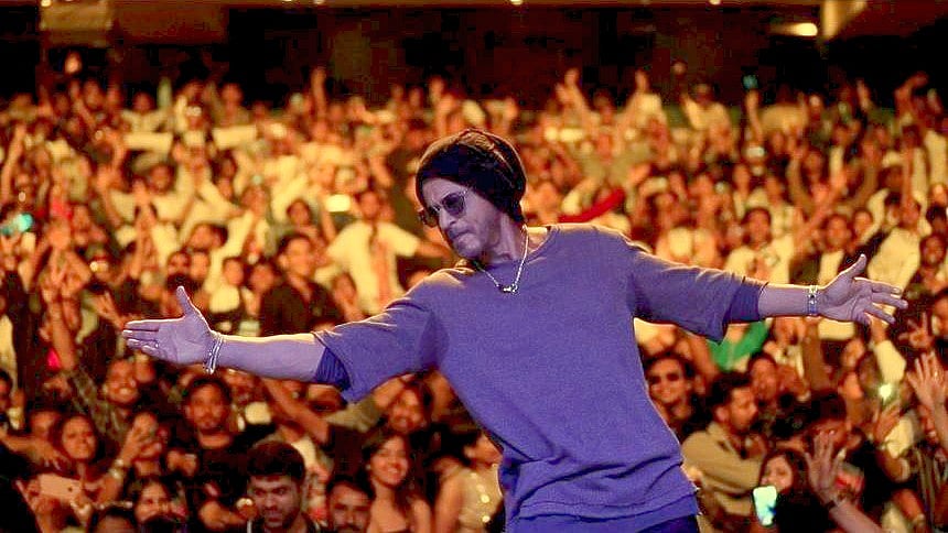 ಸಿಗರೇಟ್ ಚಟದಿಂದ ಸಂಪೂರ್ಣ ದೂರ ಸರಿದ ನಟ ಶಾರುಕ್! ಅಭಿಮಾನಿಗಳಿಗೆ ಹೇಳಿದ್ದೇನು?