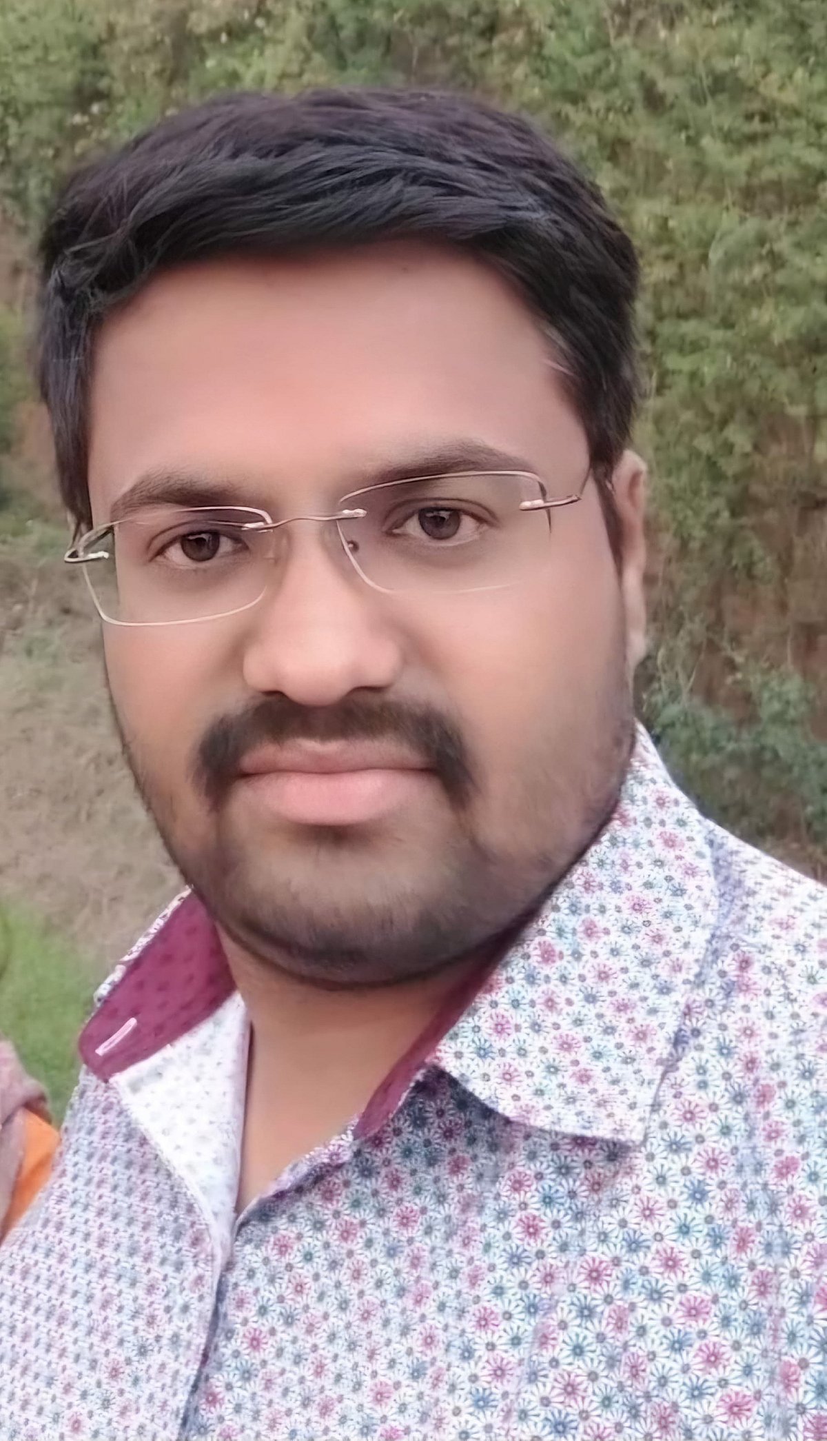 ಕಚೇರಿಯಲ್ಲಿ ಎಸ್‌ಡಿಎ ಆತ್ಮಹತ್ಯೆ: ಸವದತ್ತಿಗಿಂತ ಸಾವಿನ ಮನೆ ಹತ್ತಿರವಾಗಿತ್ತೇ?