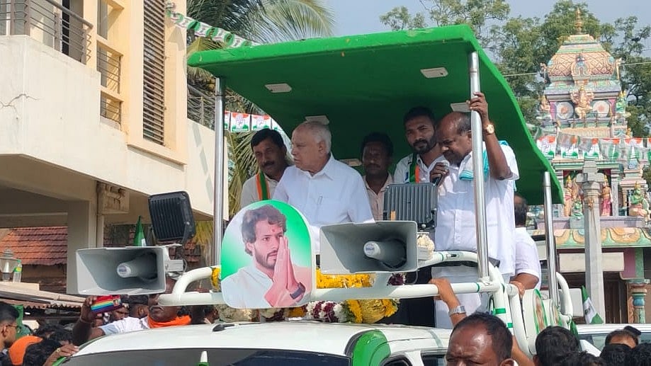 ಚನ್ನಪಟ್ಟಣ ಉಪ ಚುನಾವಣೆ: ನಿಖಿಲ್ ಪರ ಕುಮಾರಸ್ವಾಮಿ- ಯಡಿಯೂರಪ್ಪ ಜಂಟಿ ಪ್ರಚಾರ