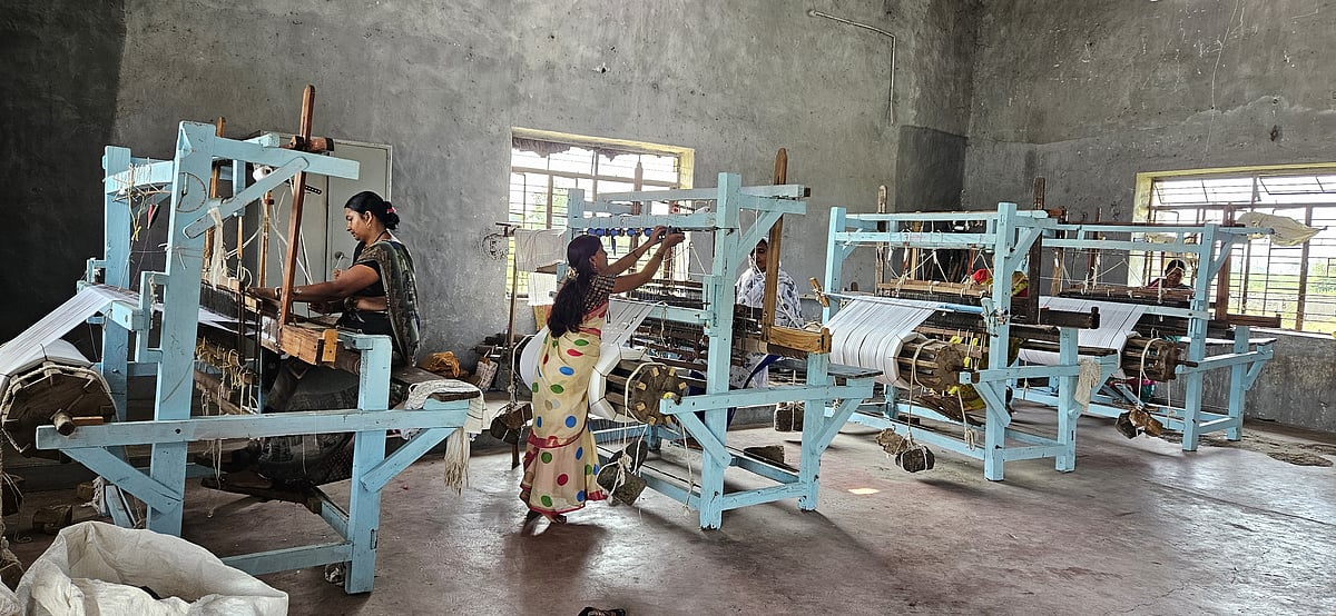 ಮಹಾಲಿಂಗಪುರ | ಸಮರ್ಥ್ ಯೋಜನೆಯಡಿ ಶಿಬಿರ ಆಯೋಜನೆ: ಕೈಮಗ್ಗ ಉದ್ಯಮಕ್ಕೆ ಉತ್ತೇಜನ