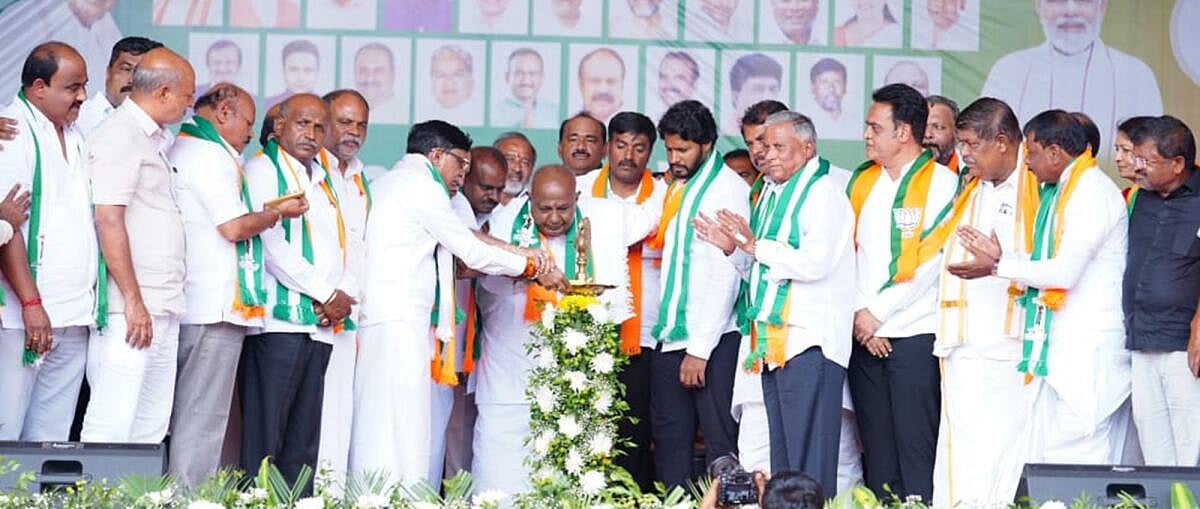 ಕಾಂಗ್ರೆಸ್‌ ಸರ್ಕಾರ ಹೆಚ್ಚು ದಿನ ಉಳಿಯಲ್ಲ: ಎಚ್‌.ಡಿ. ದೇವೇಗೌಡ
