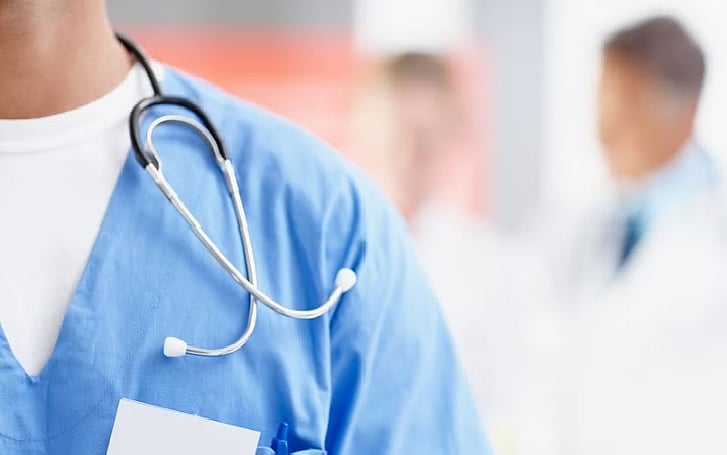 ತಮಿಳುನಾಡು | ವೈದ್ಯನಿಗೆ ಚಾಕು ಇರಿತ: ಘಟನೆ ಖಂಡಿಸಿ ಮುಷ್ಕರ ಆರಂಭಿಸಿದ ವೈದ್ಯರು