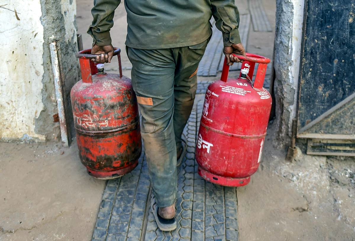 ನುಸುಳುಕೋರರಿಗೂ ಗ್ಯಾಸ್‌ ಸಿಲಿಂಡರ್‌; ಎಐಸಿಸಿ ಕಾರ್ಯದರ್ಶಿ ಹೇಳಿಕೆ: ಬಿಜೆಪಿ ಟೀಕೆ