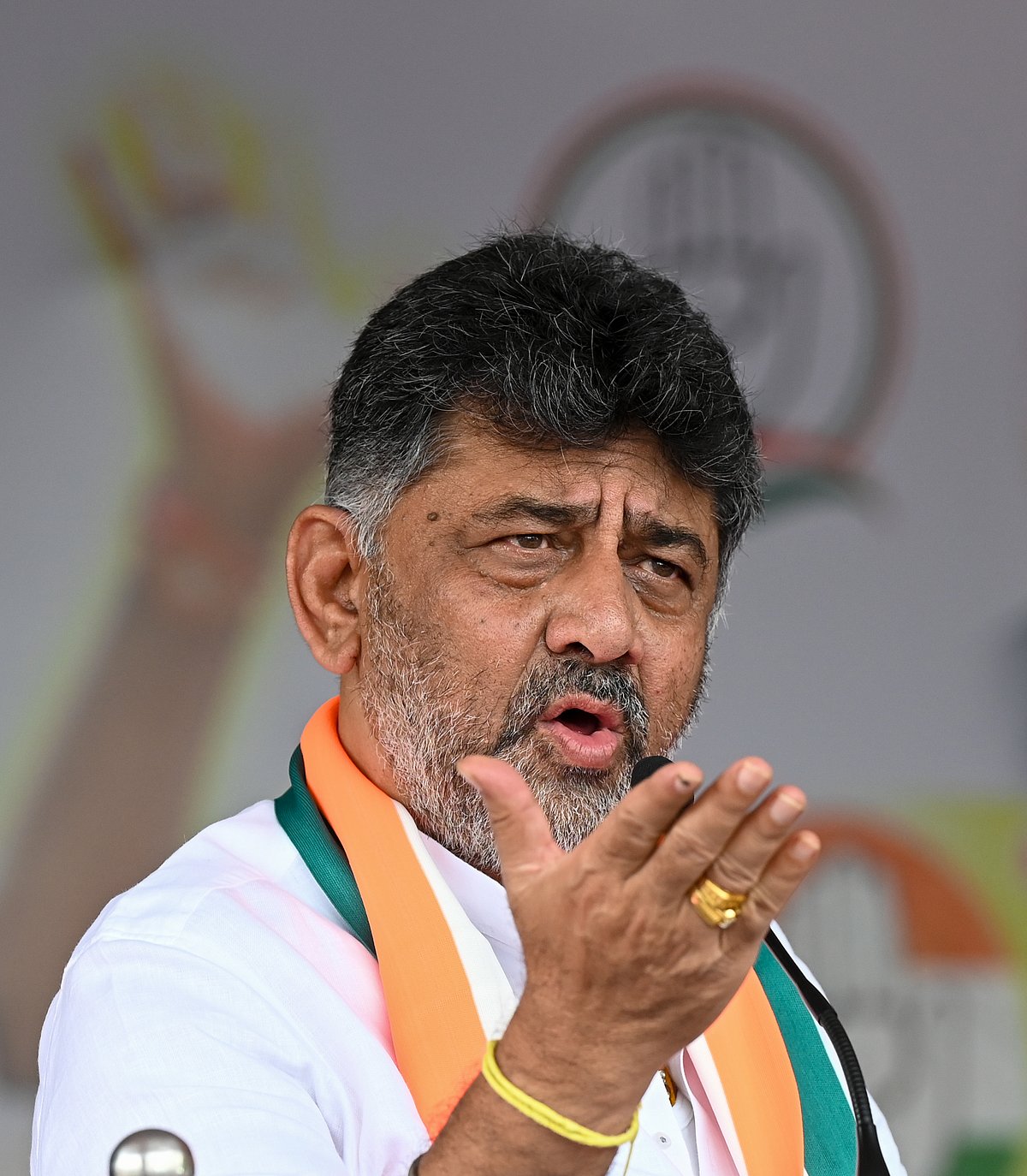 ಎಚ್‌ಡಿಕೆಗೆ ‘ಕರಿಯಾ’ ಎಂದಿದ್ದು ಜಮೀರ್ ತಪ್ಪು: ಡಿ.ಕೆ. ಶಿವಕುಮಾರ್