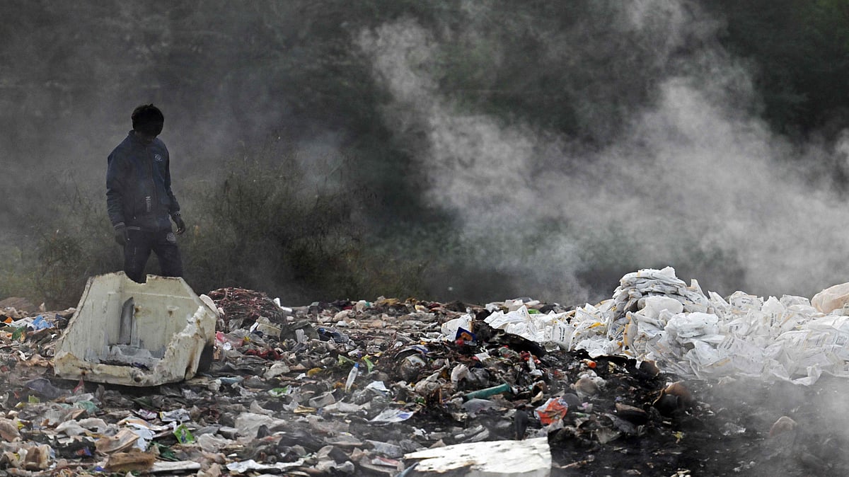 Delhi Pollution | ಏದುಸಿರು ಬಿಡುತ್ತಿದೆ ದೆಹಲಿ: ಬಿಗಡಾಯಿಸಿದ ಜನಜೀವನ