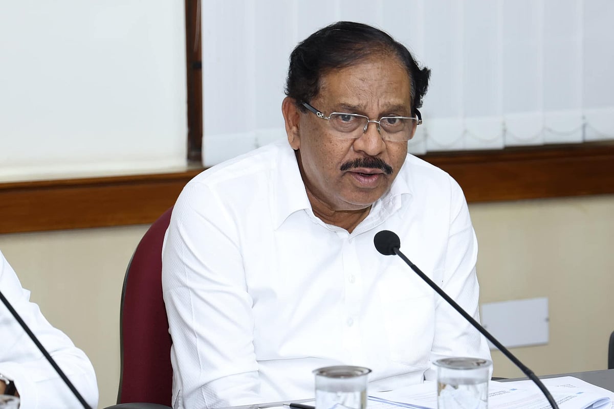 ಶರಣಾದ ನಕ್ಸಲರ ಶಸ್ತ್ರಾಸ್ತ್ರಗಳನ್ನು ಪೊಲೀಸರೇ ಪತ್ತೆ ಮಾಡುತ್ತಾರೆ: ಪರಮೇಶ್ವರ