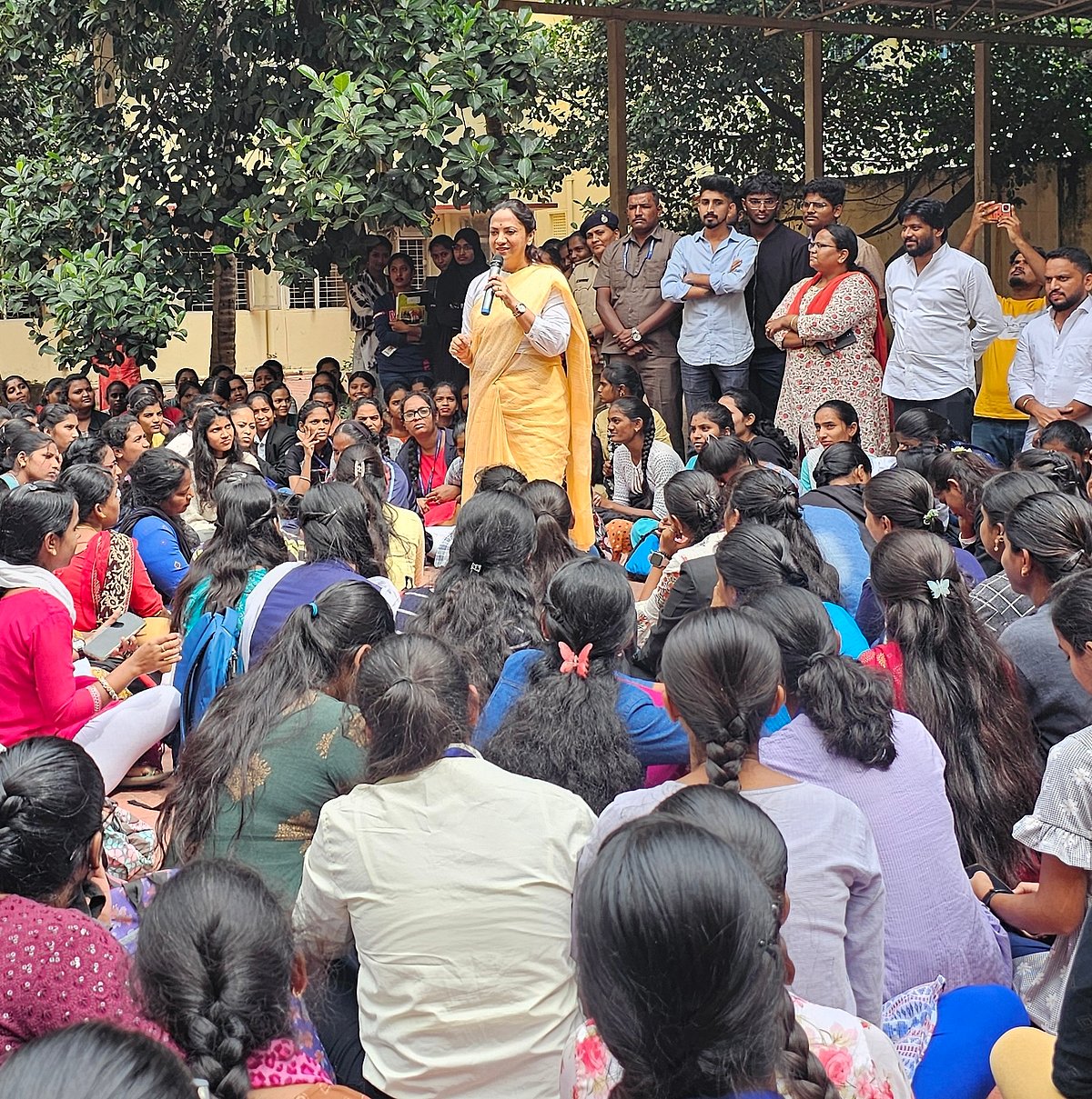 ಮಹಾರಾಣಿ ಕ್ಲಸ್ಟರ್‌ ವಿಶ್ವವಿದ್ಯಾಲಯದ ಮಹಿಳಾ ವಸತಿನಿಲಯದಲ್ಲಿ ಹಾವು–ಚೇಳು ಕಾಟ!