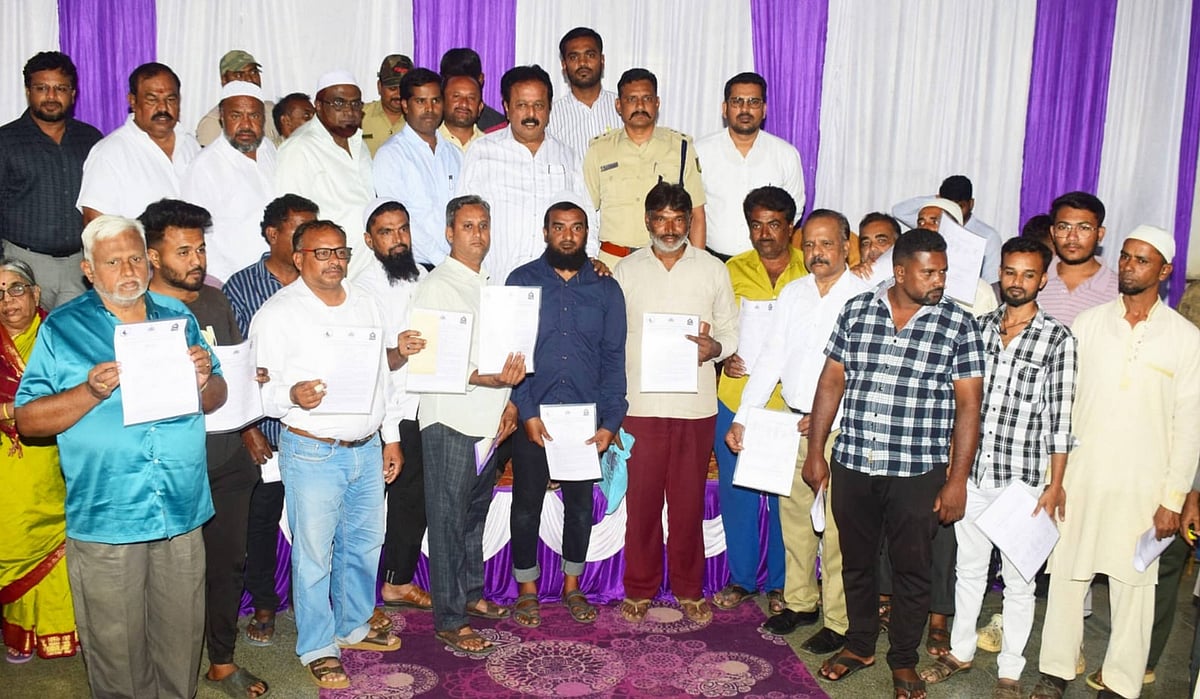 ನಾಗಮಂಗಲ ಗಲಭೆ: ₹ 76 ಲಕ್ಷ ಪರಿಹಾರ ವಿತರಿಸಿದ ಸಚಿವ ಎನ್‌.ಚಲುವರಾಯಸ್ವಾಮಿ