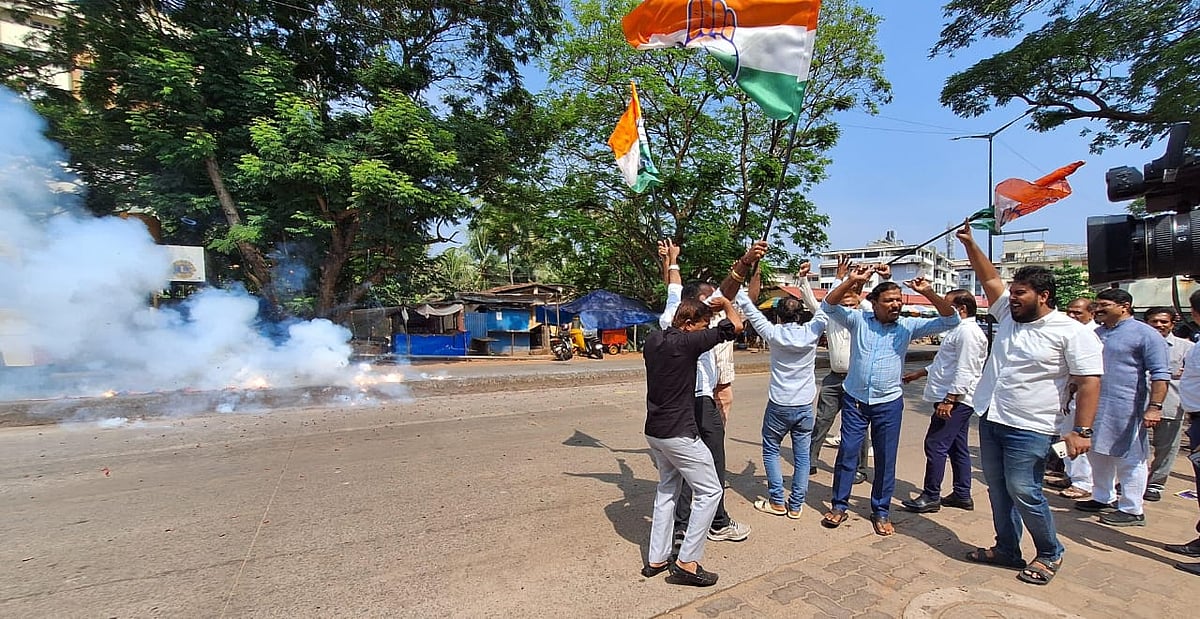 ಮಂಗಳೂರಿನಲ್ಲಿ ಕಾಂಗ್ರೆಸ್ ಕಾರ್ಯಕರ್ತರ ಸಂಭ್ರಮಾಚರಣೆ