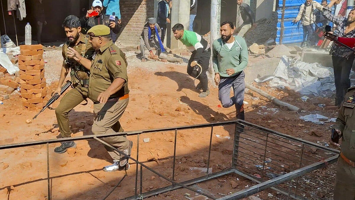 ವ್ಯಾಪಾರ, ಉದ್ಯೋಗ ನಷ್ಟ ಭೀತಿ: ವೈಷ್ಣೋದೇವಿ ರೋಪ್‌ವೇ ವಿರೋಧಿಸಿ ಧರಣಿ, ಗಲಭೆ