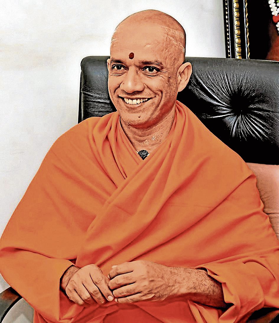 ಜನಪ್ರತಿನಿಧಿಗಳ ಮಕ್ಕಳು ಸರ್ಕಾರಿ ಶಾಲೆಯಲ್ಲಿ ಕಲಿಯಲಿ: ಆದಿಚುಂಚನಗಿರಿ ಸ್ವಾಮಿ