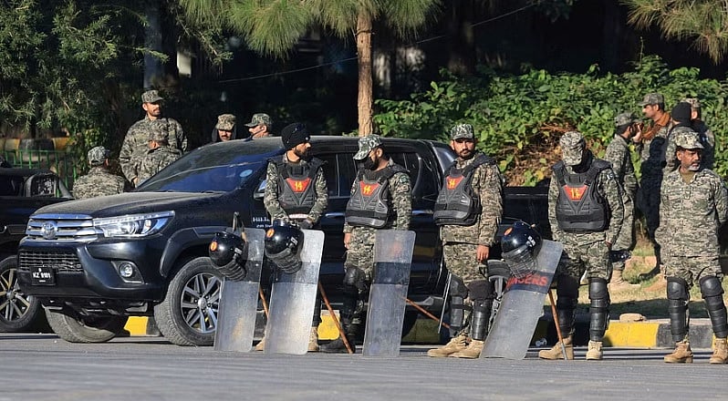 ಪಾಕ್‌ | ನಾಲ್ವರ ಸಾವು: ಪ್ರತಿಭಟನೆ ಕೈಬಿಟ್ಟ ಇಮ್ರಾನ್ ಖಾನ್‌ ಬೆಂಬಲಿಗರು