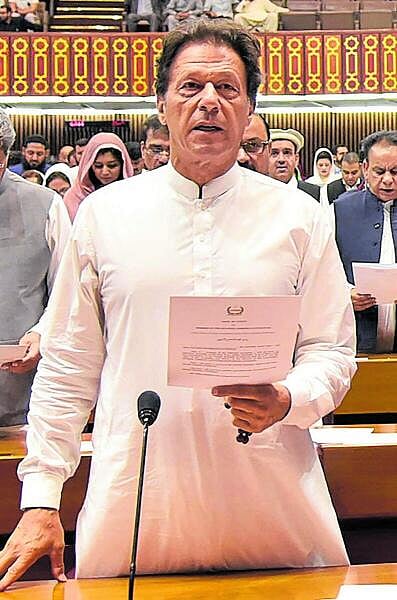 ವಿದೇಶ ವಿದ್ಯಮಾನ:  ಮತ್ತೊಂದು ಅಂತಃಕಲಹದ ಹೊಸ್ತಿಲಲ್ಲಿ ಪಾಕಿಸ್ತಾನ?