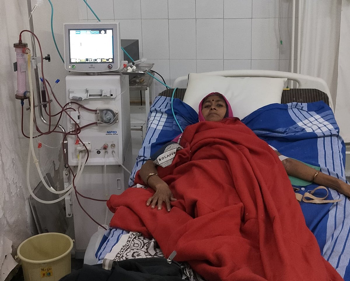 ಔರಾದ್ | ಕೆಟ್ಟು ನಿಂತ ಡಯಾಲಿಸಿಸ್ ಯಂತ್ರ: ರೋಗಿಗಳ ಪರದಾಟ