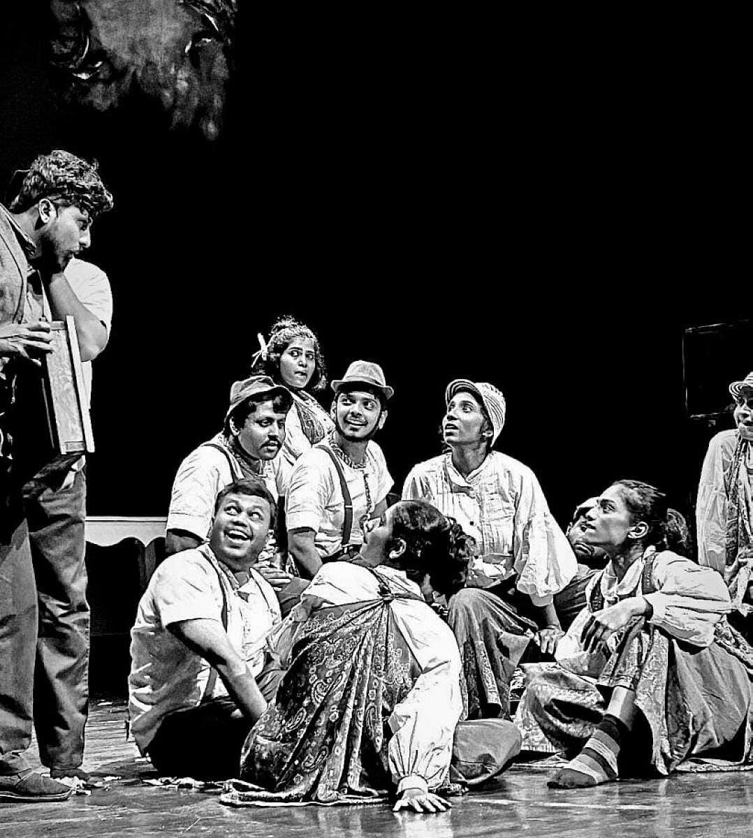 ರಂಗಭೂಮಿ | ಆಲೋಚನೆಗೆ ಹಚ್ಚುವ ಕರ್ನಲ್‌