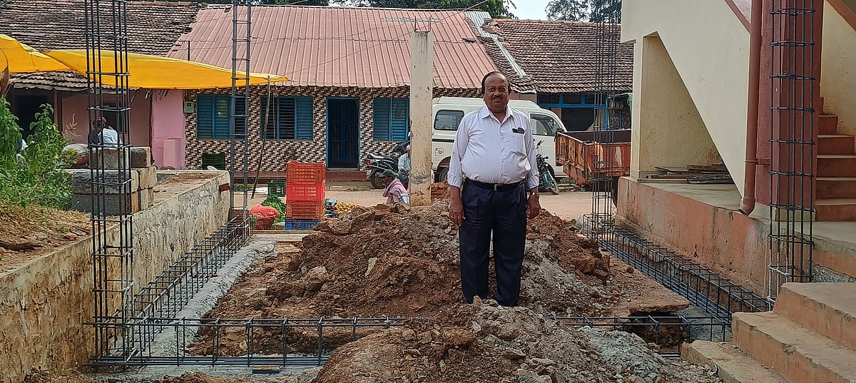 ತುಮ್ಮಿನಕಟ್ಟಿ | ಕಲಿತ ಶಾಲೆಗೆ ಕೊಠಡಿ ನಿರ್ಮಾಣ: ಹಳೆ ವಿದ್ಯಾರ್ಥಿಯ ಮಾದರಿ ನಡೆ