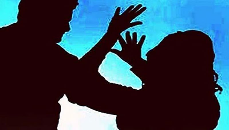 ಲೈಂಗಿಕ ಕಿರುಕುಳ: ಕಾಂಗ್ರೆಸ್ ಮುಖಂಡ  ಗುರಪ್ಪ ನಾಯ್ಡುಗೆ ನೋಟಿಸ್
