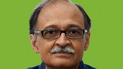 ಲೋಕಸಭೆ ಮಹಾ ಪ್ರಧಾನ ಕಾರ್ಯದರ್ಶಿ ಉತ್ಪಲ್ ಅಧಿಕಾರ ಅವಧಿ ವಿಸ್ತರಣೆ 