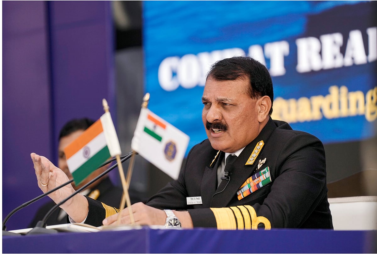 ಜನರ ಅಭಿವೃದ್ಧಿಗಿಂತ ಶಸ್ತ್ರಾಸ್ತ್ರಕ್ಕೆ ಪಾಕ್ ಆದ್ಯತೆ: ದಿನೇಶ್ ತ್ರಿಪಾಠಿ 