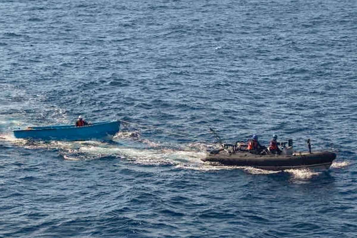 ಹೂಥಿ ಬಂಡುಕೋರರು ಉಡಾಯಿಸಿದ್ದ  ಕ್ಷಿಪಣಿ ಹೊಡೆದುರುಳಿಸಿದ ಅಮೆರಿಕ
