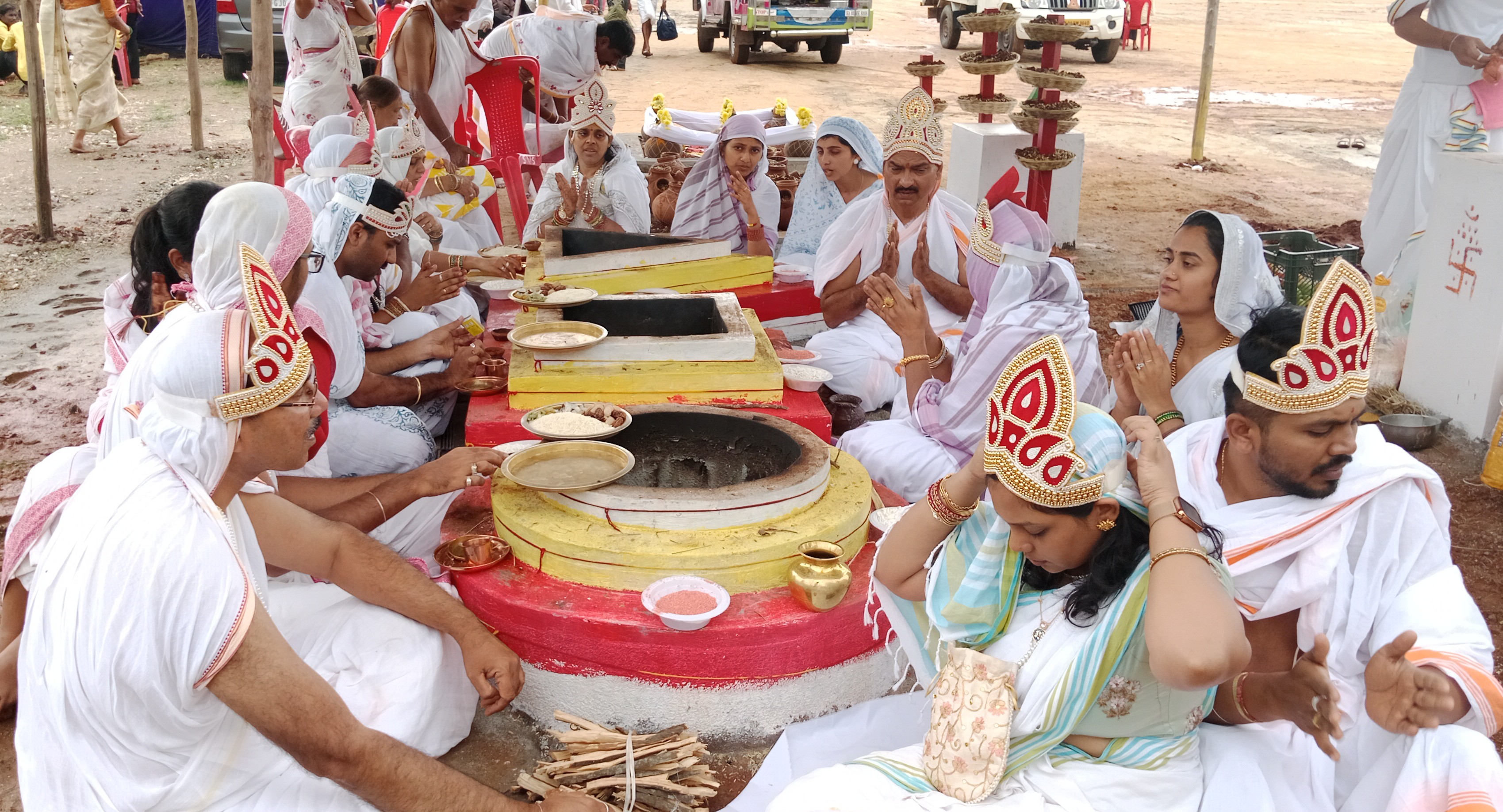 ಯಾಗ ಮಂಟಪದಲ್ಲಿ ಲೋಕಕಲ್ಯಾಣಾರ್ಥ ಶಾಂತಿ ಹೋಮ ನಡೆಯಿತು