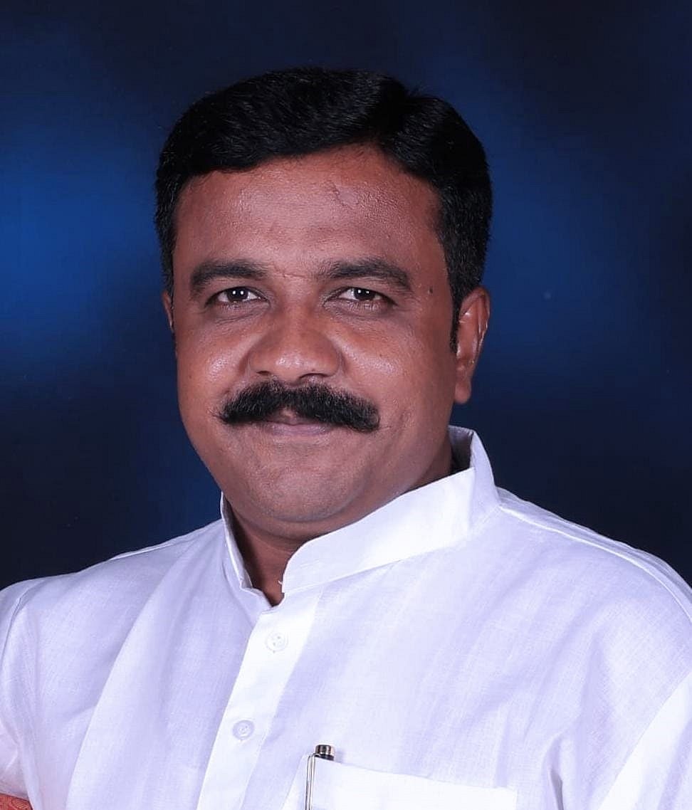 ಕಾಲುವೆಯಲ್ಲಿ ಭ್ರೂಣ: ತನಿಖೆಗೆ ಆಗ್ರಹ