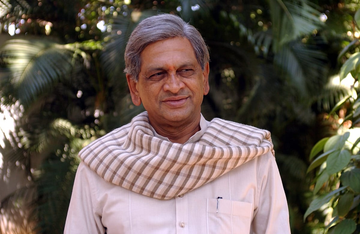 ಸುವರ್ಣ ವಿಧಾನಸೌಧ ಆವರಣದಲ್ಲಿ ಎಸ್​.ಎಂ.ಕೃಷ್ಣ ಪುತ್ಥಳಿ: ಚರ್ಚಿಸಿ ತೀರ್ಮಾನ; ಸಿಎಂ